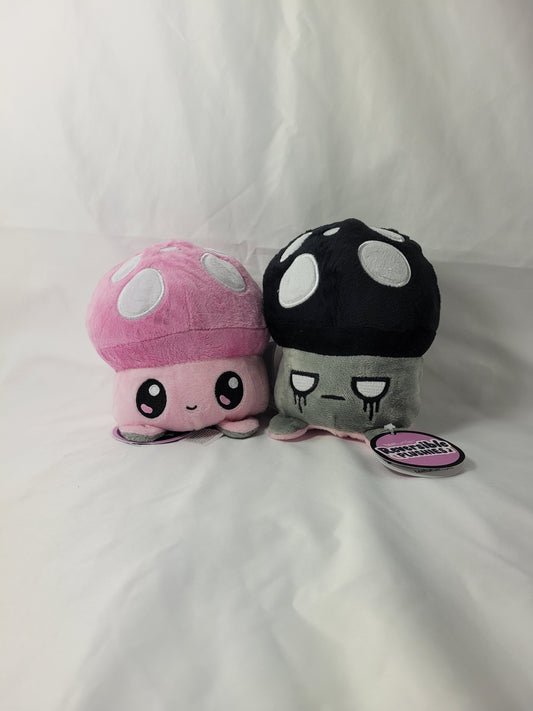 Reversible mushroom black/pink